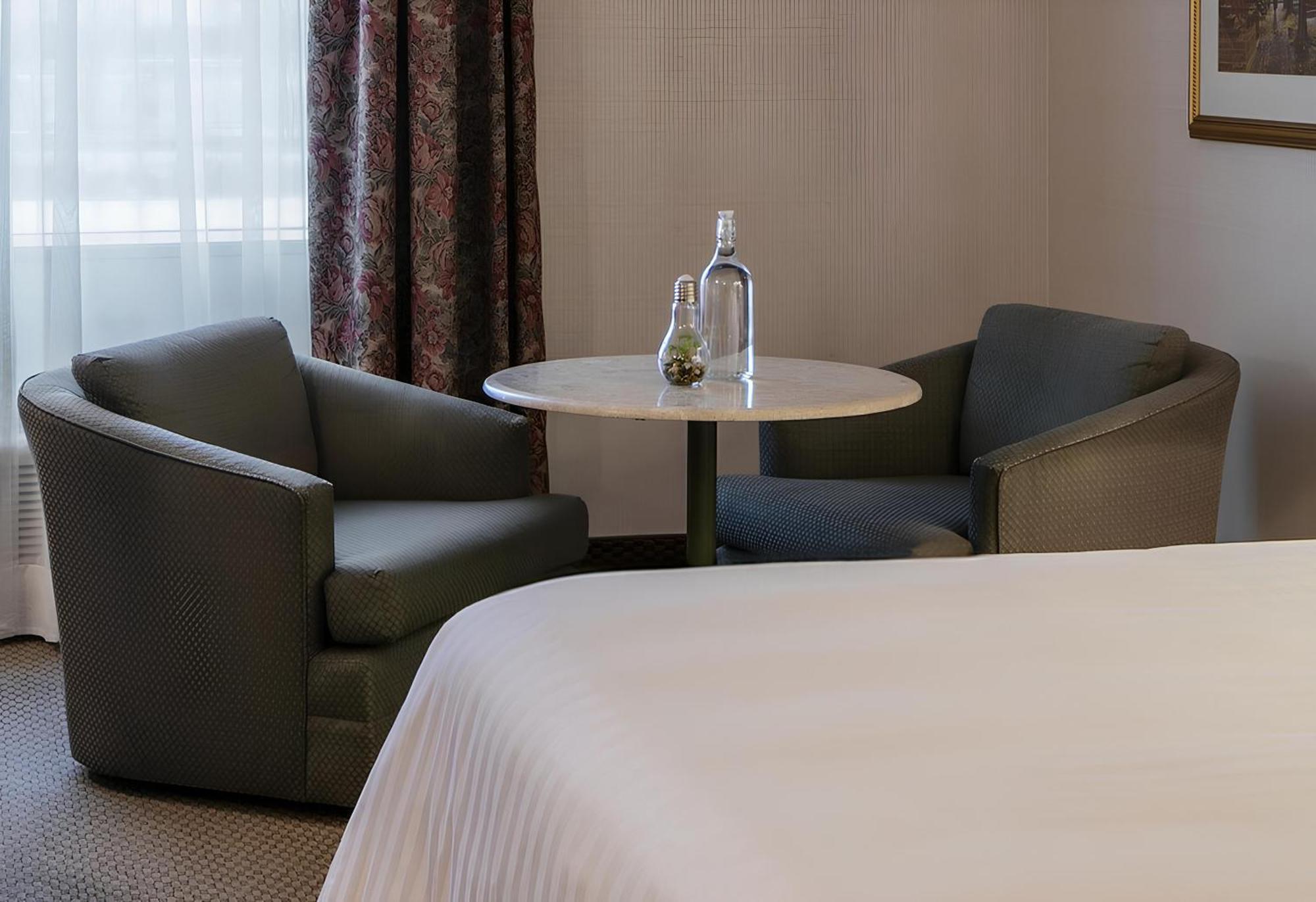Hotels Gouverneur Montreal - Ile Charron Boucherville Buitenkant foto